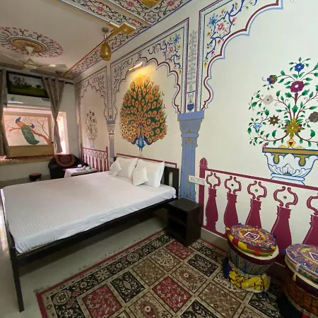 Golden Peacock Heritage Home Stay-3